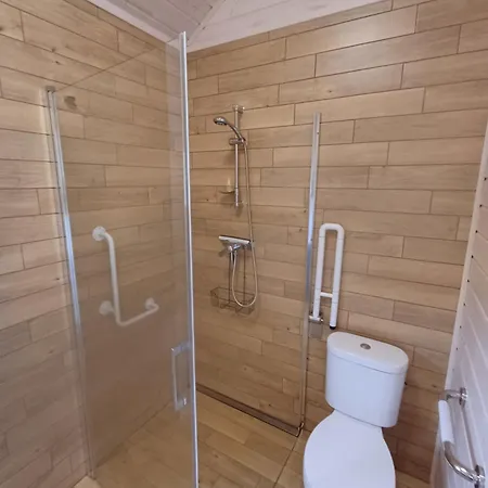 Osada Pana Kraba Kamp alanı *